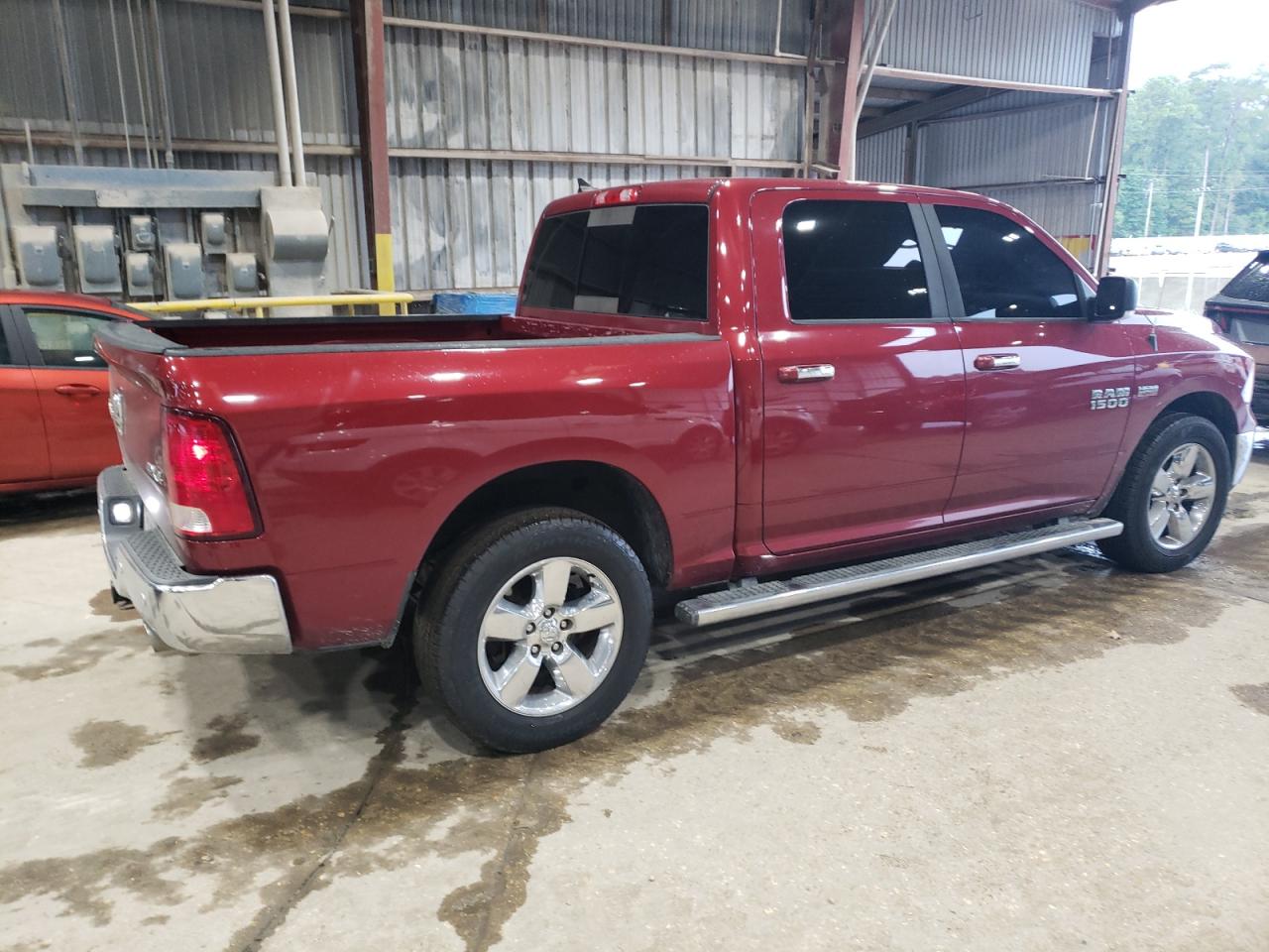 RAM 1500 SLT