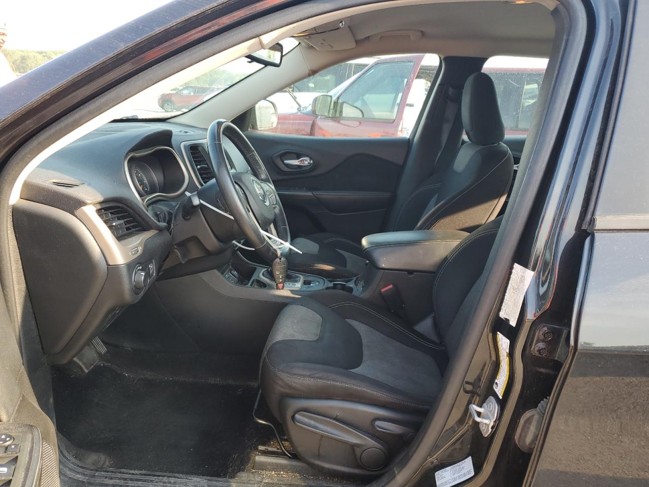 JEEP GRAND CHEROKEE SPORT