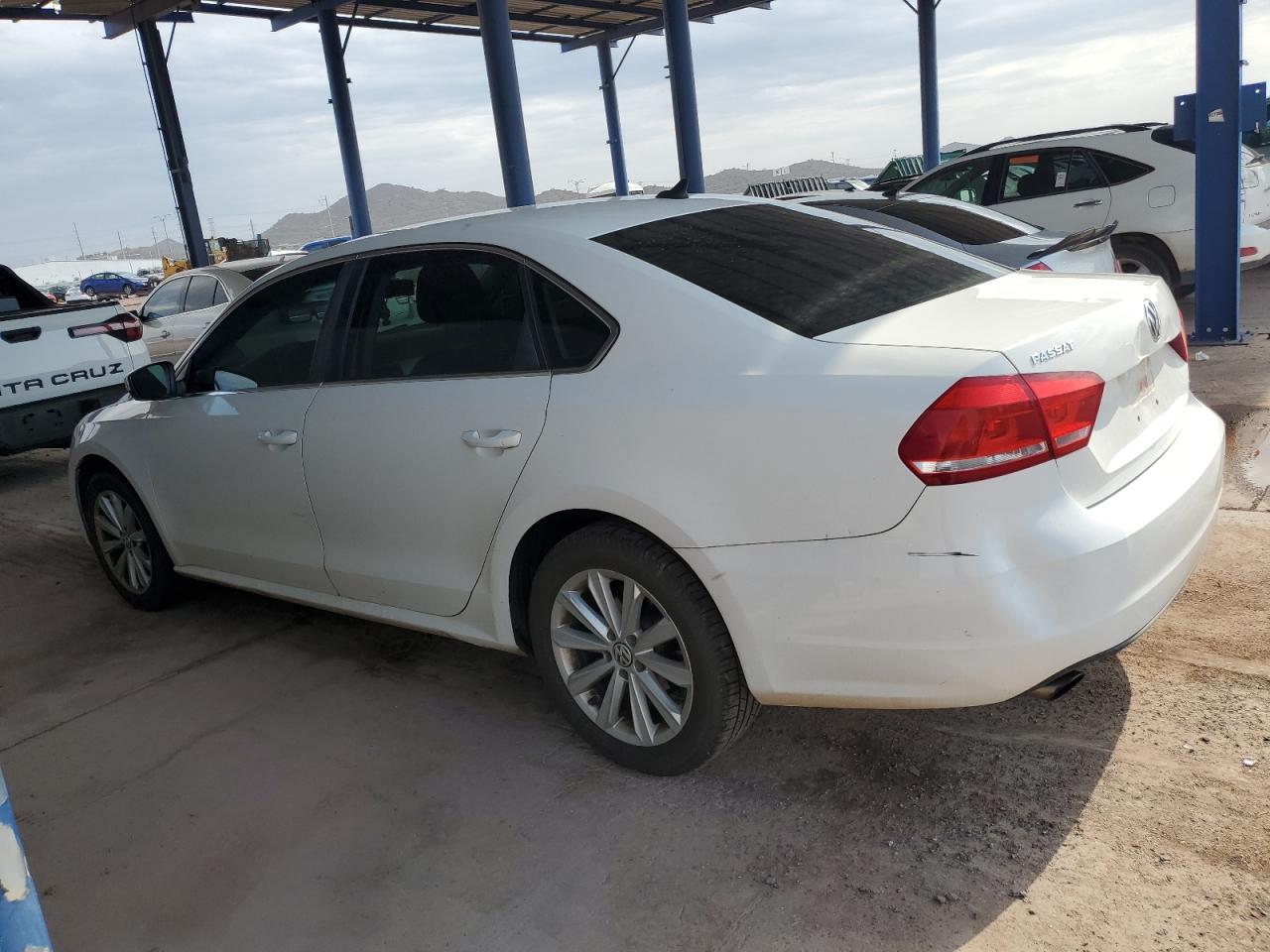 VOLKSWAGEN PASSAT SE