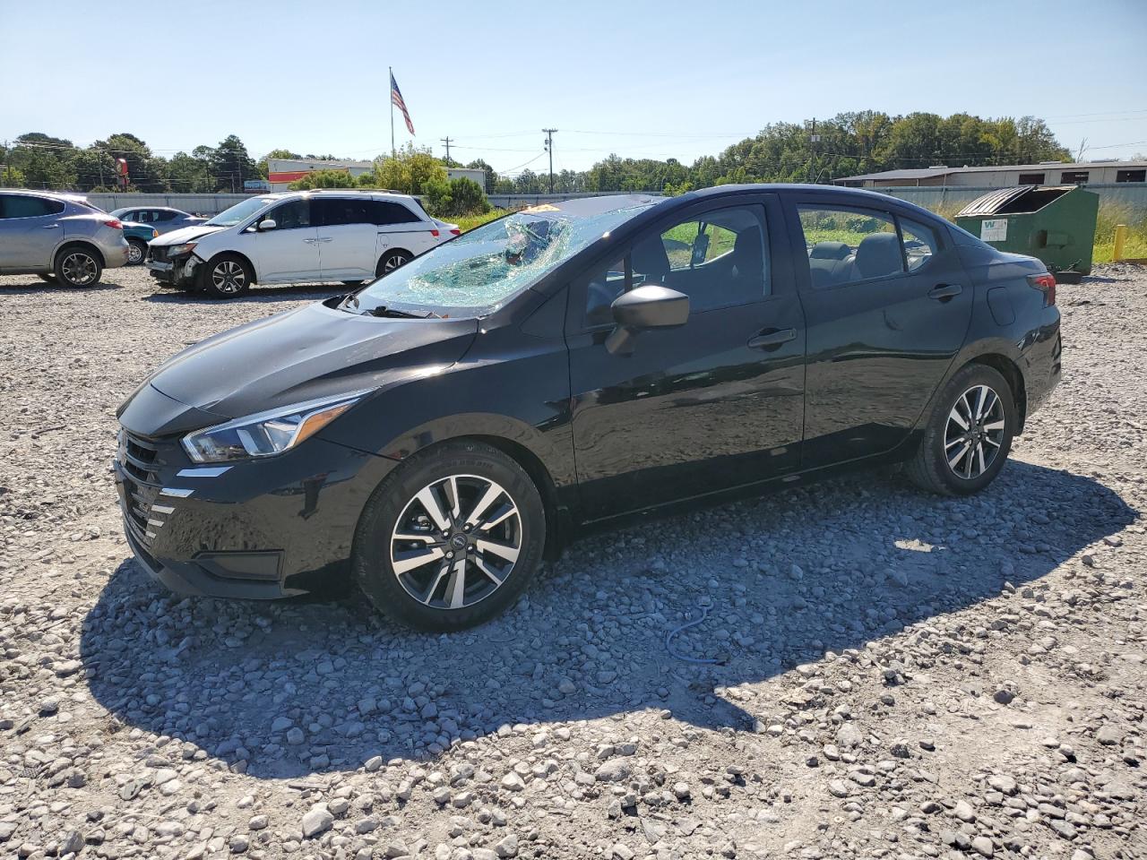 NISSAN VERSA S