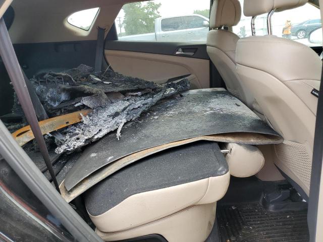 2018 HYUNDAI TUCSON VAL KM8J33A27JU731902