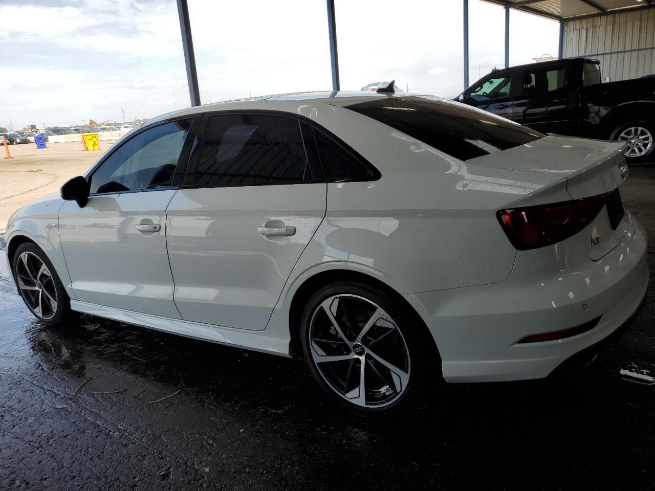 AUDI A3 S-LINE PREMIUM PLUS