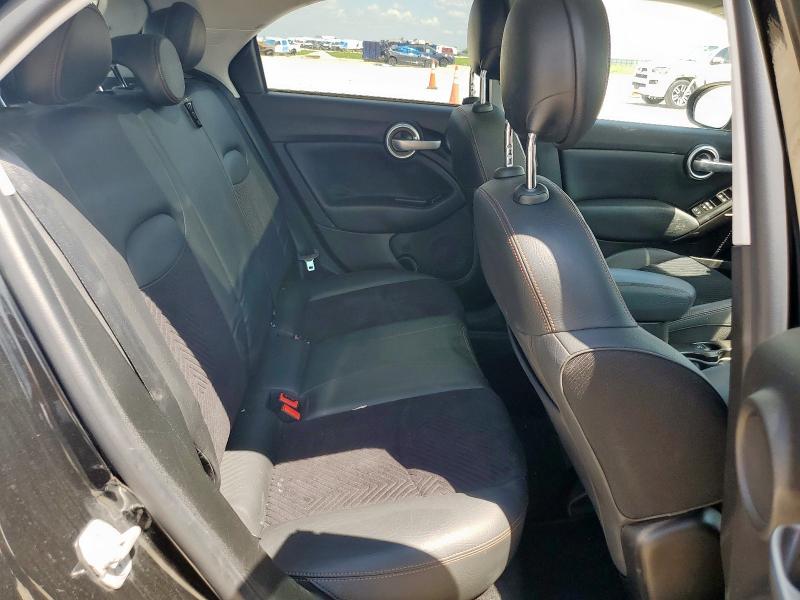 2017 FIAT 500X TREKK ZFBCFXCB4HP625539