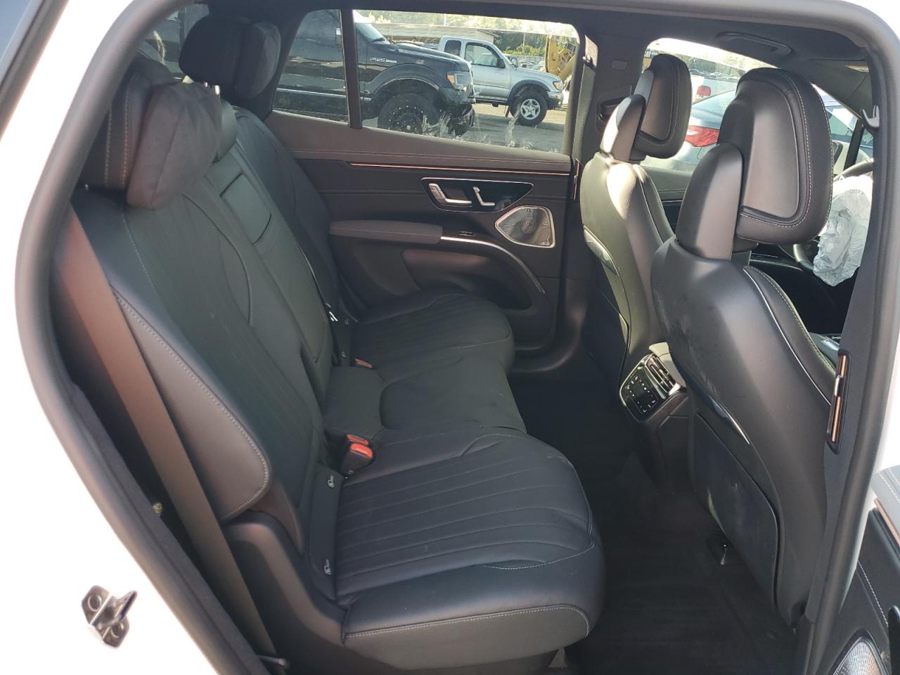 MERCEDES-BENZ EQS 450+