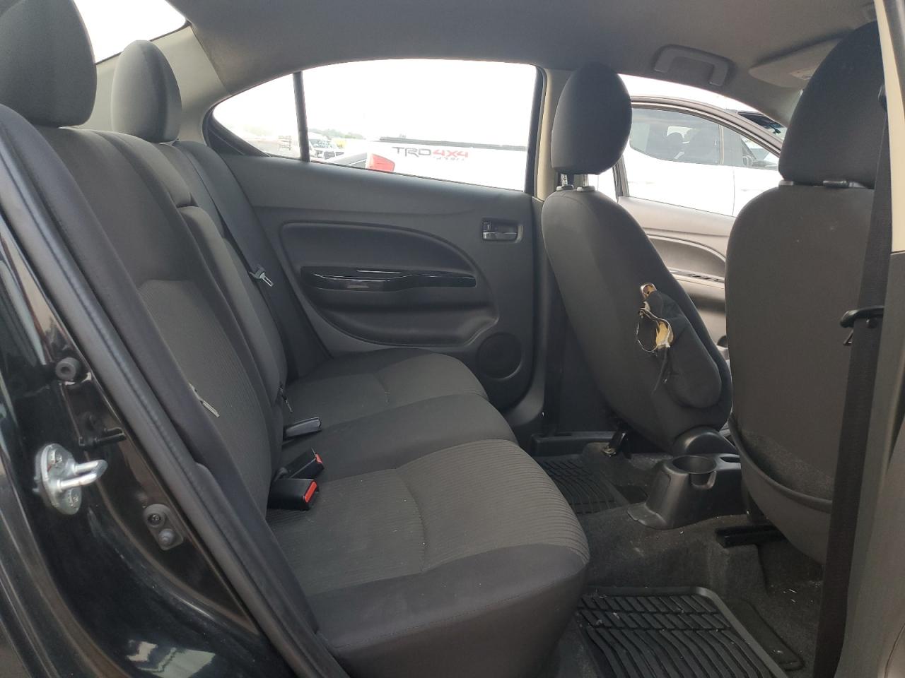 MITSUBISHI MIRAGE G4 SE