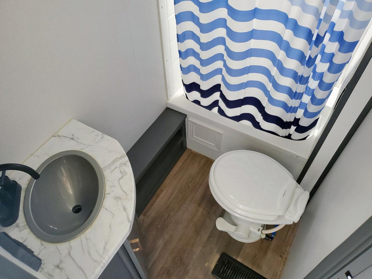 Lot #3279868279 2022 KEYSTONE BULLET