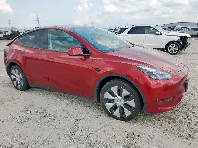 2024 TESLA MODEL Y 7SAYGAEE8RF011466