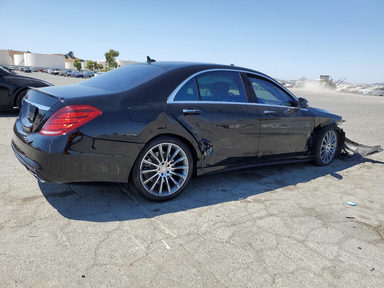 MERCEDES-BENZ S-CLASS 550