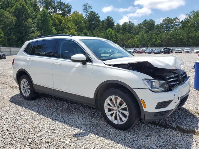 2018 VOLKSWAGEN TIGUAN SE 3VV3B7AX6JM156605