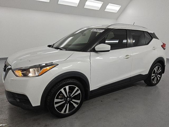 NISSAN KICKS S