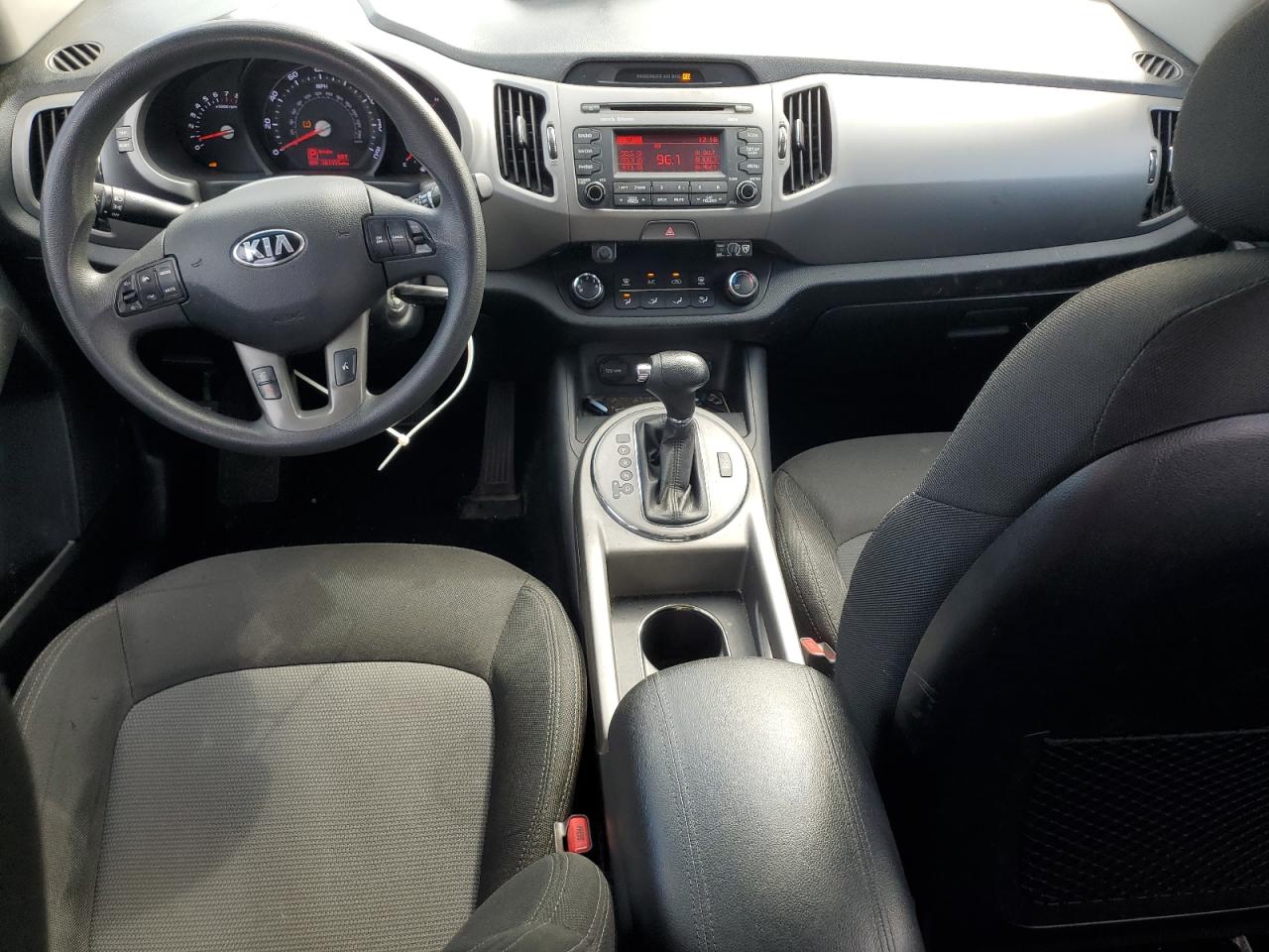 KIA SPORTAGE LX