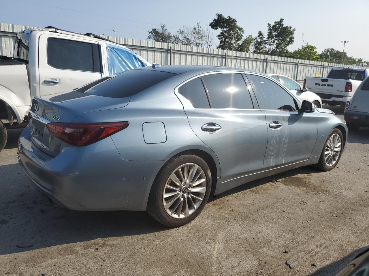 INFINITI Q50 PURE