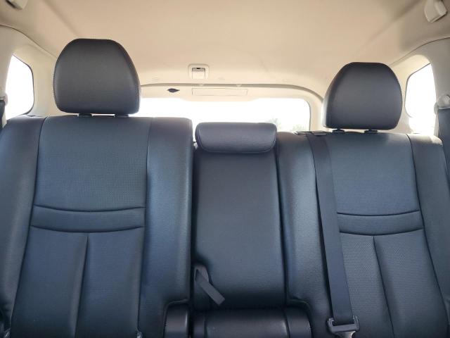 2016 NISSAN ROGUE S KNMAT2MT0GP699711