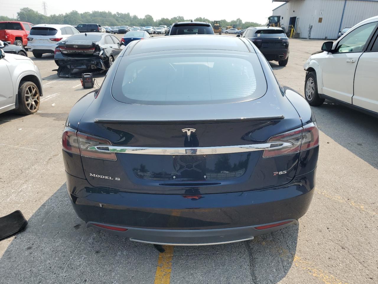 TESLA MODEL S