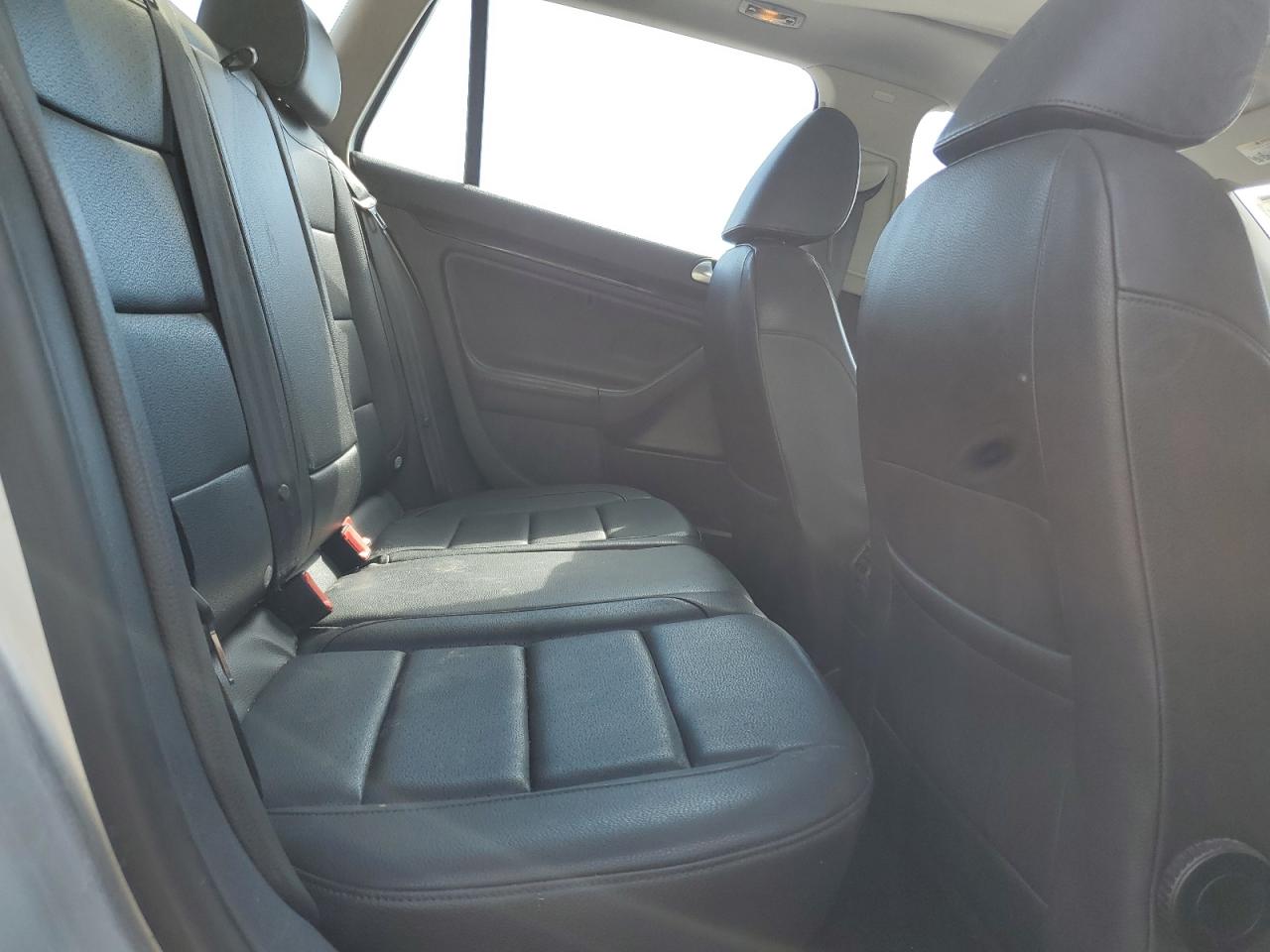 VOLKSWAGEN JETTA TDI