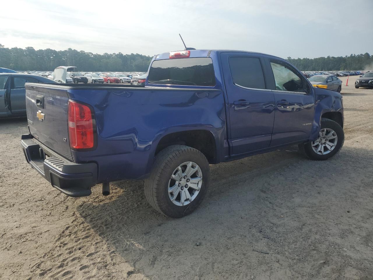 CHEVROLET COLORADO LT