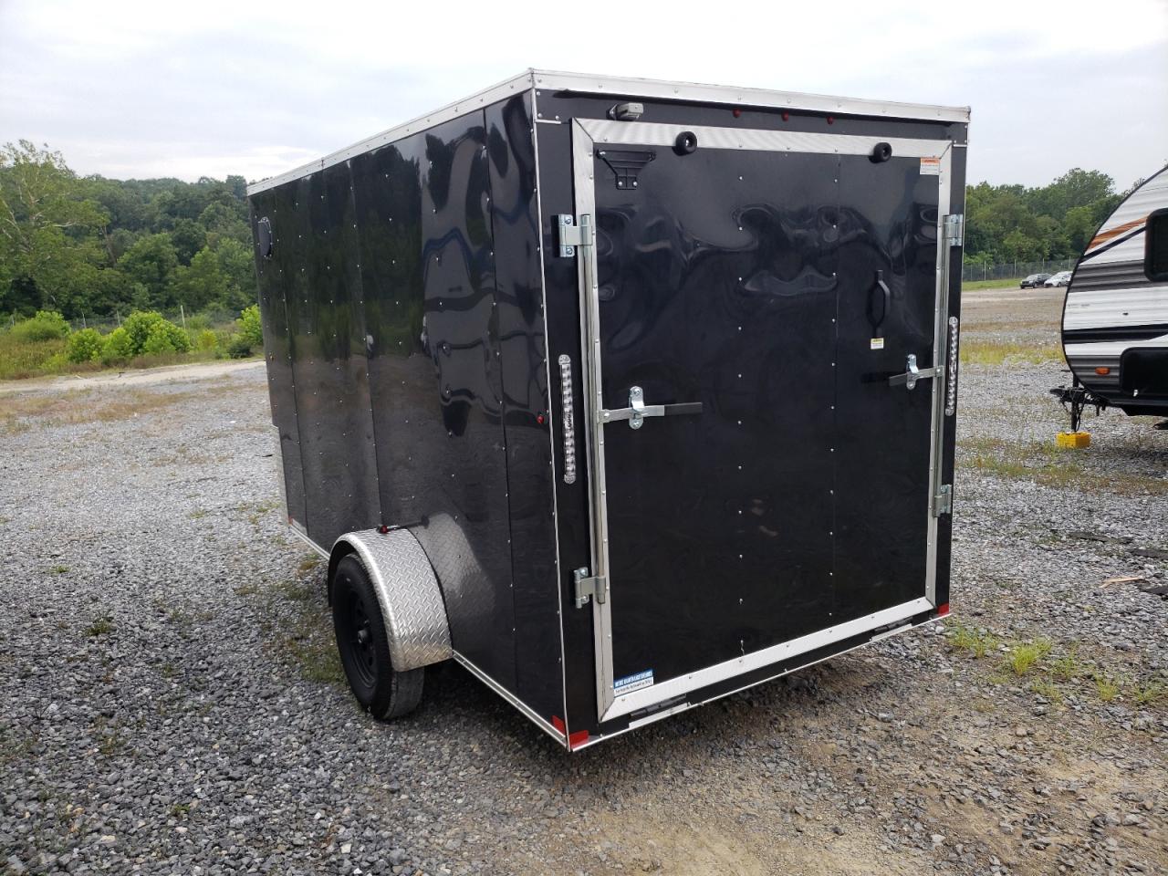 Lot #3215150602 2025 CARRY-ON UNKNOWN