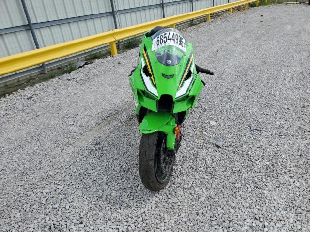 2025 KAWASAKI ZX1002 L JKBZXVL12SA019057
