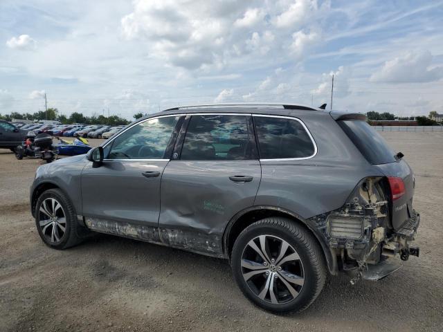 2017 VOLKSWAGEN TOUAREG WO WVGRF7BP3HD002656