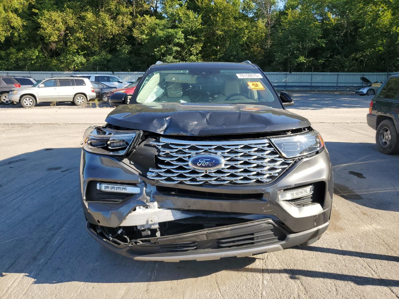 FORD EXPLORER PLATINUM