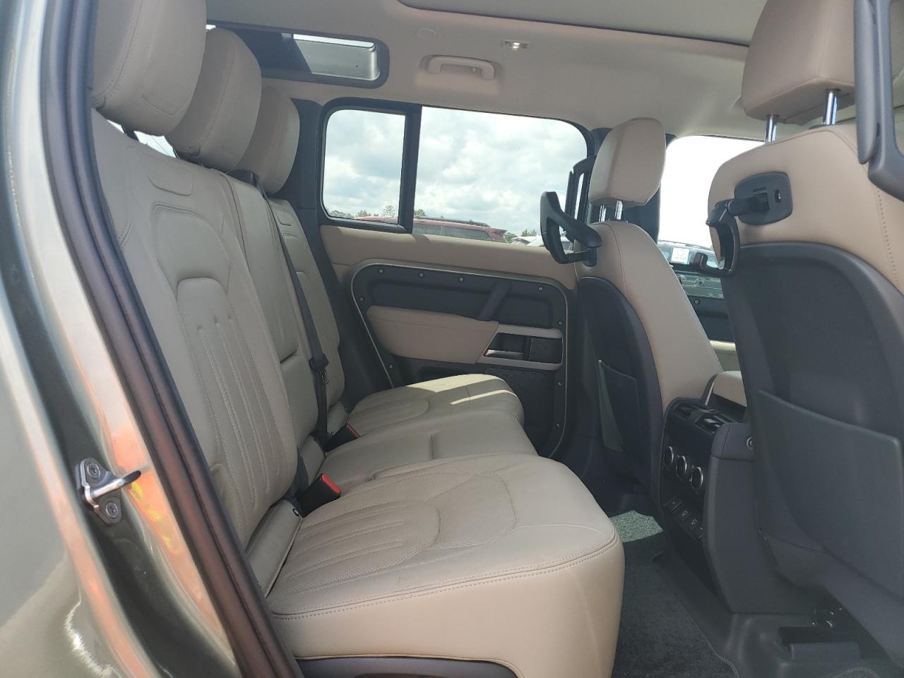 LAND ROVER DEFENDER 110 S