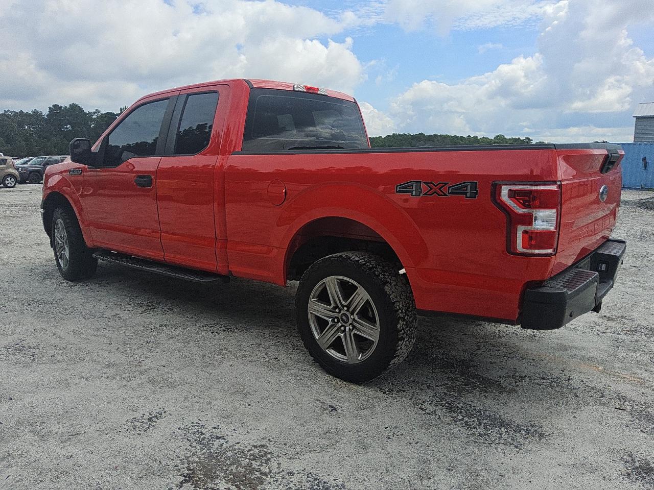 FORD F-150 SUPER CAB