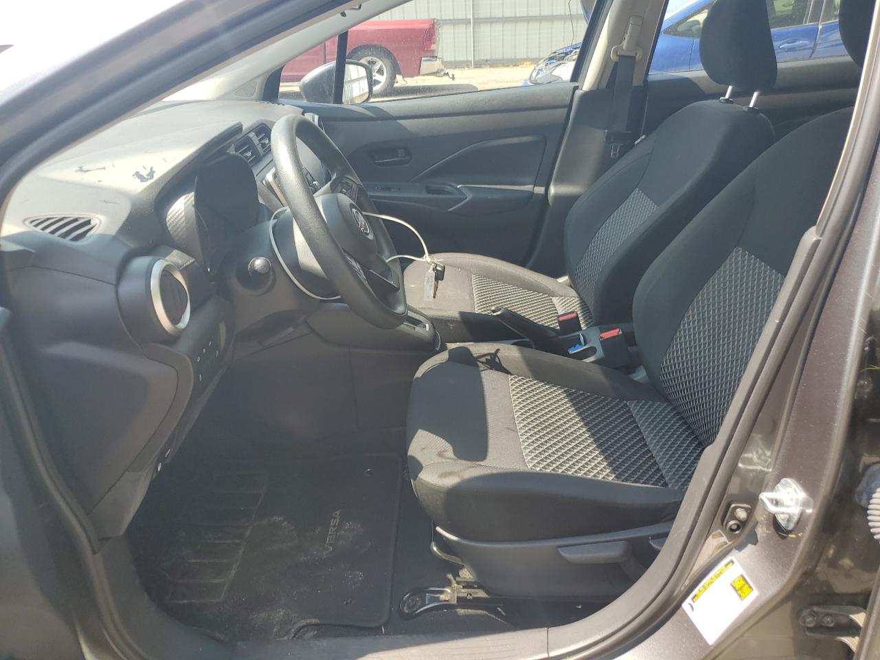 Lot #3301792375 2023 NISSAN VERSA S