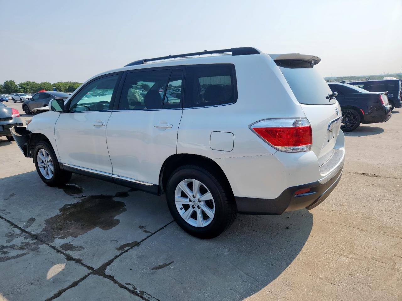 TOYOTA HIGHLANDER BASE