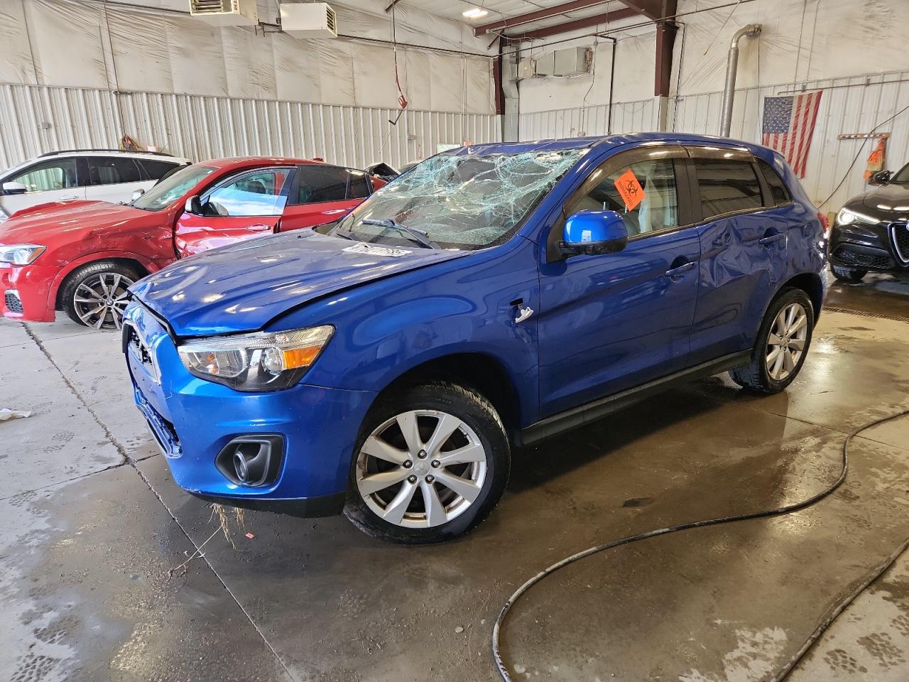 MITSUBISHI OUTLANDER ES