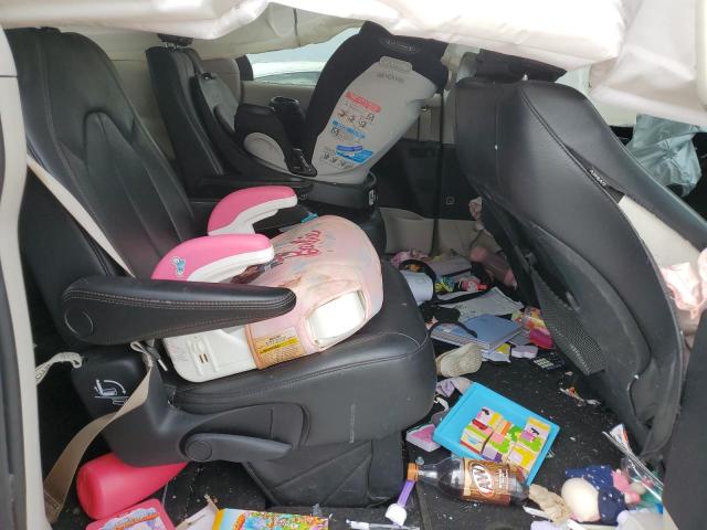 2017 CHRYSLER PACIFICA T - 2C4RC1BG7HR501810