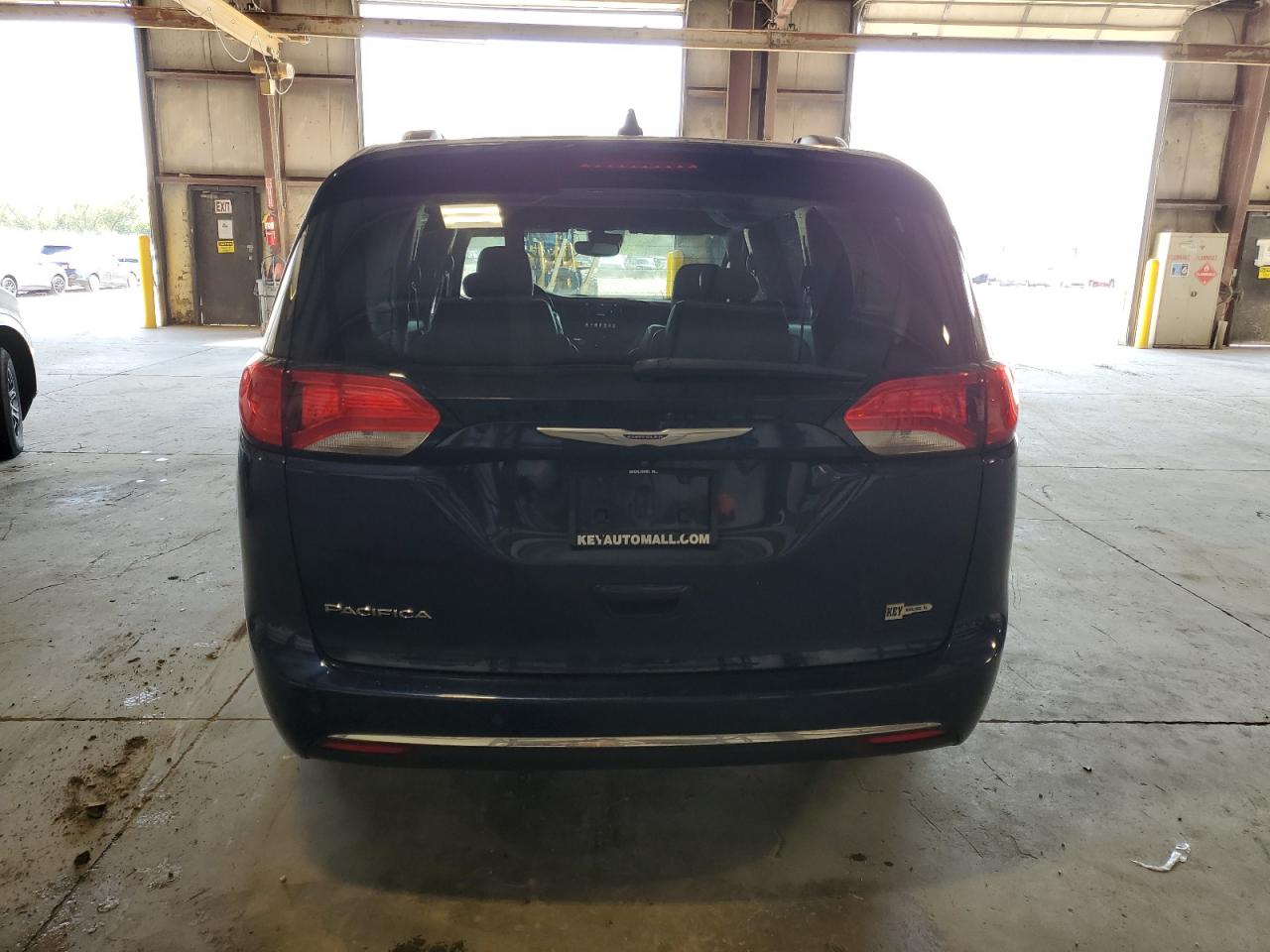 CHRYSLER PACIFICA TOURING L PLUS