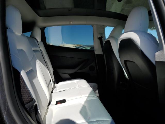 2024 TESLA MODEL Y 7SAYGAEE1RF165484
