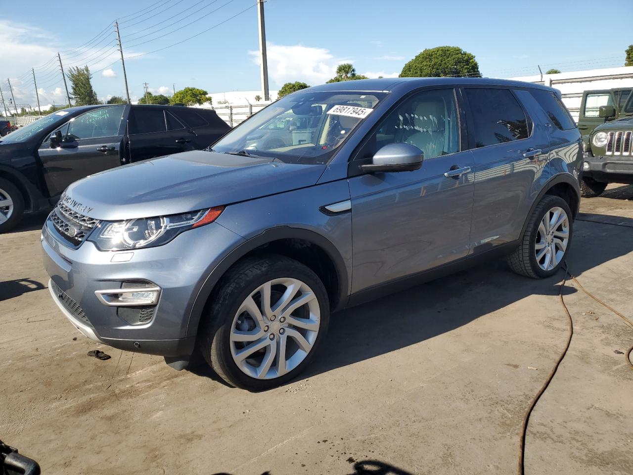 LAND ROVER DISCOVERY HSE LUXURY
