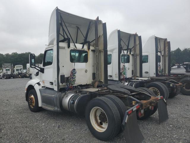 2016 PETERBILT TRACTOR 579 #3221786267