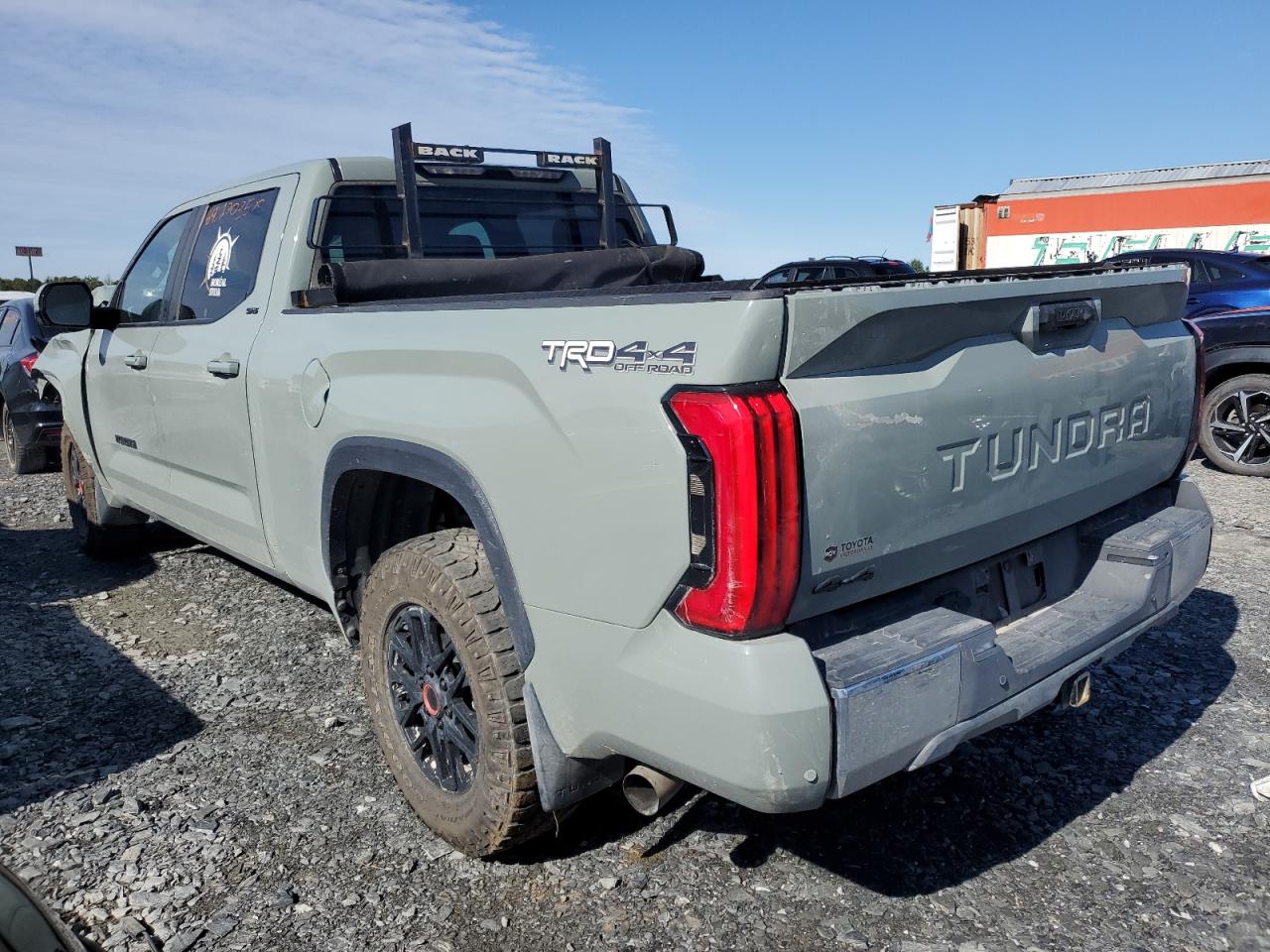 TOYOTA TUNDRA CREWMAX SR5