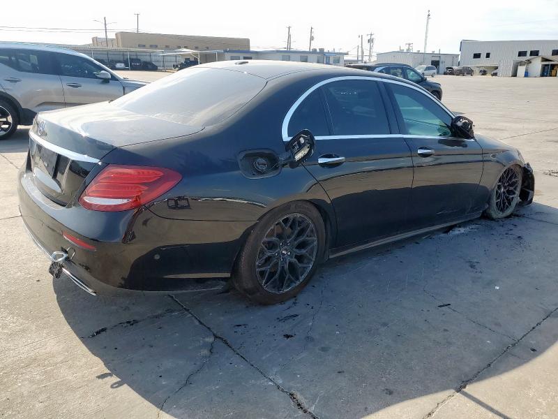 2017 MERCEDES-BENZ E 300 - WDDZF4JB1HA017284