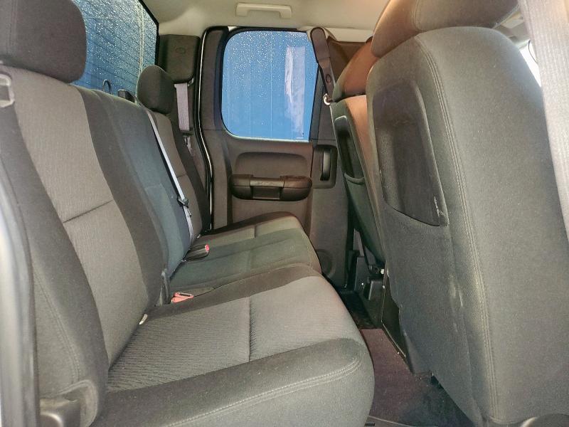 2010 GMC SIERRA C15 - 1GTSCVE08AZ290989