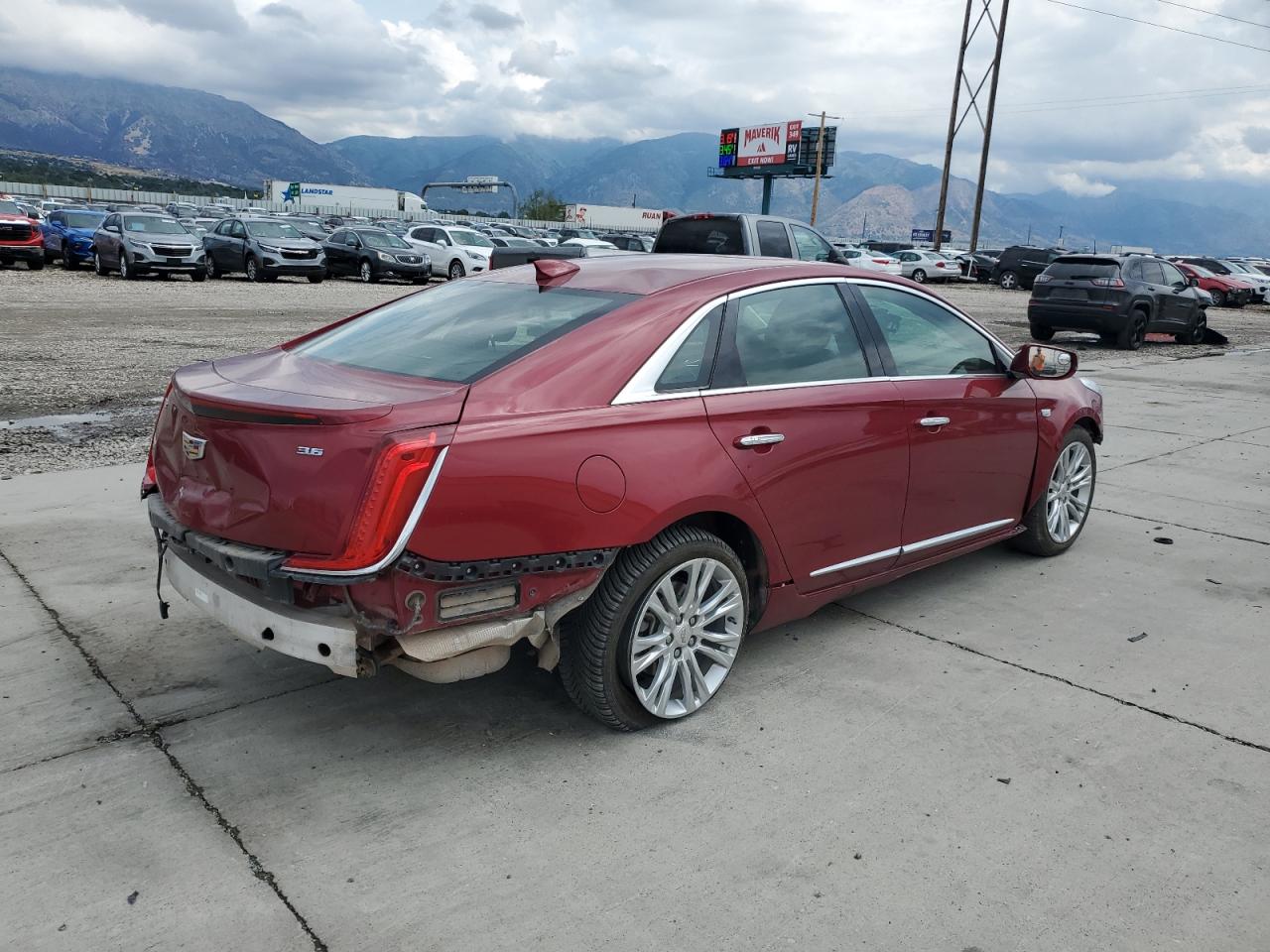 CADILLAC XTS LUXURY