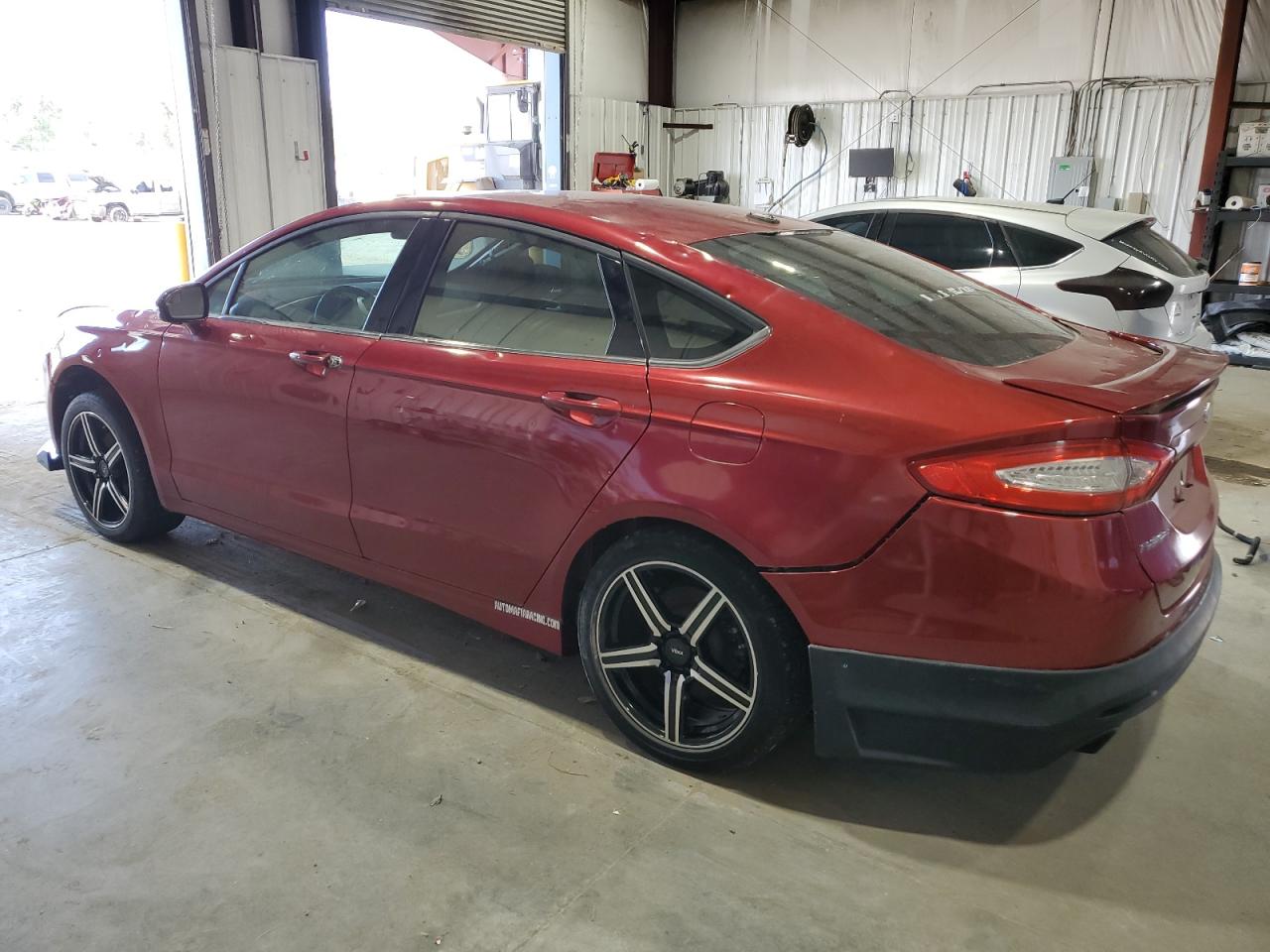 FORD FUSION SE