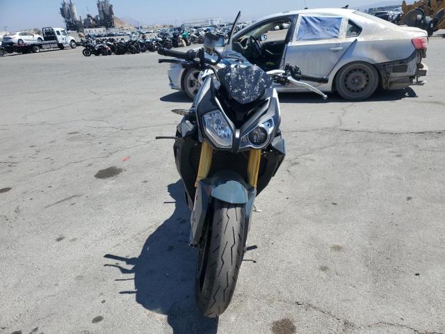 2017 BMW S 1000 R WB10D6200HZ761846
