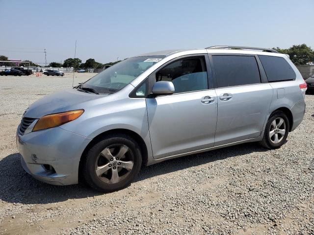 Global Auto Auctions: 2011 TOYOTA SIENNA LE