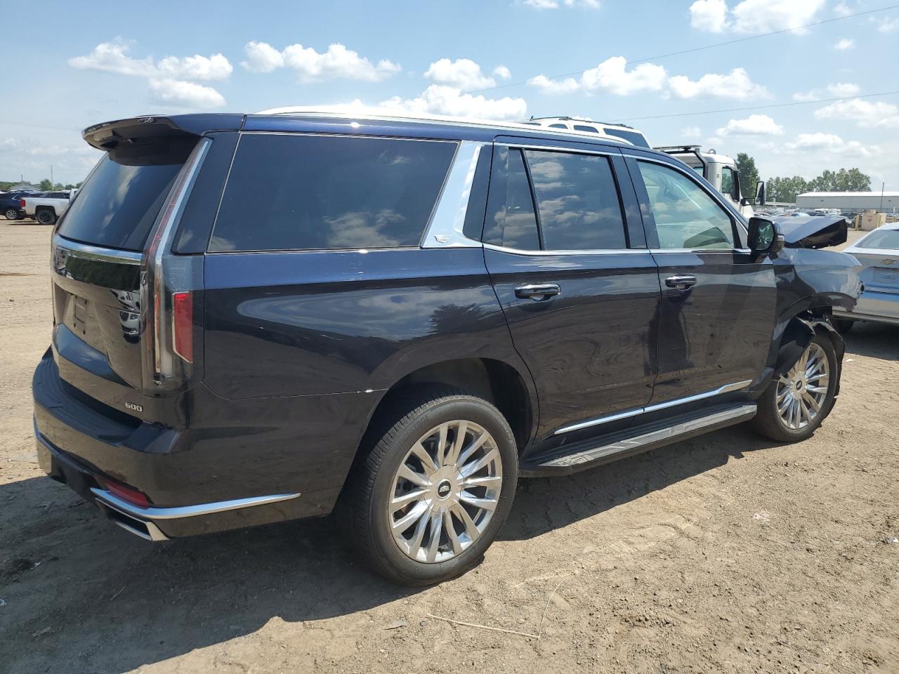 CADILLAC ESCALADE PREMIUM LUXURY