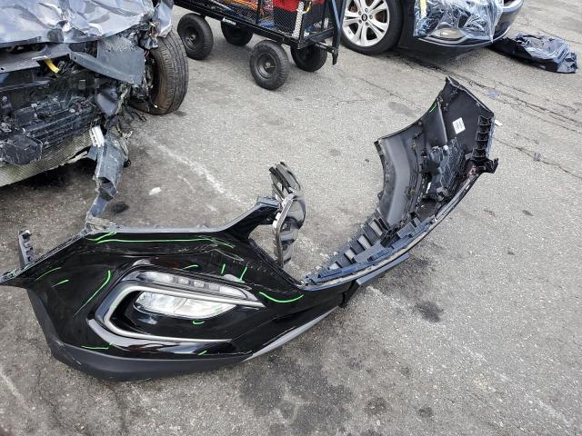 2018 HYUNDAI SANTA FE SPORT 5XYZUDLB5JG528192