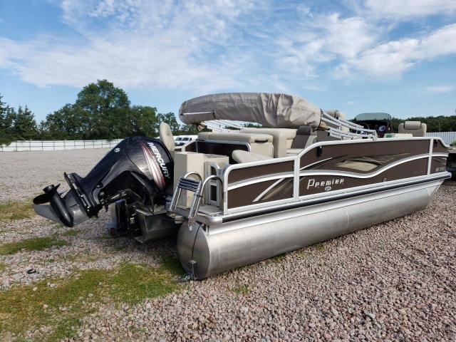 2016 PREMIER 220 CASTAWAY #3227244902