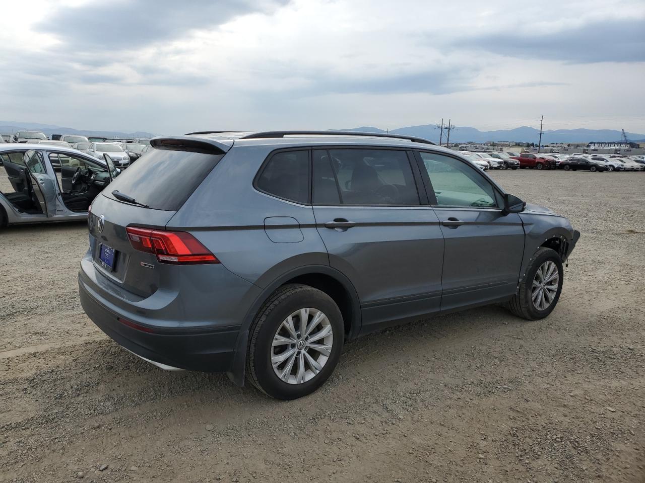 VOLKSWAGEN TIGUAN S