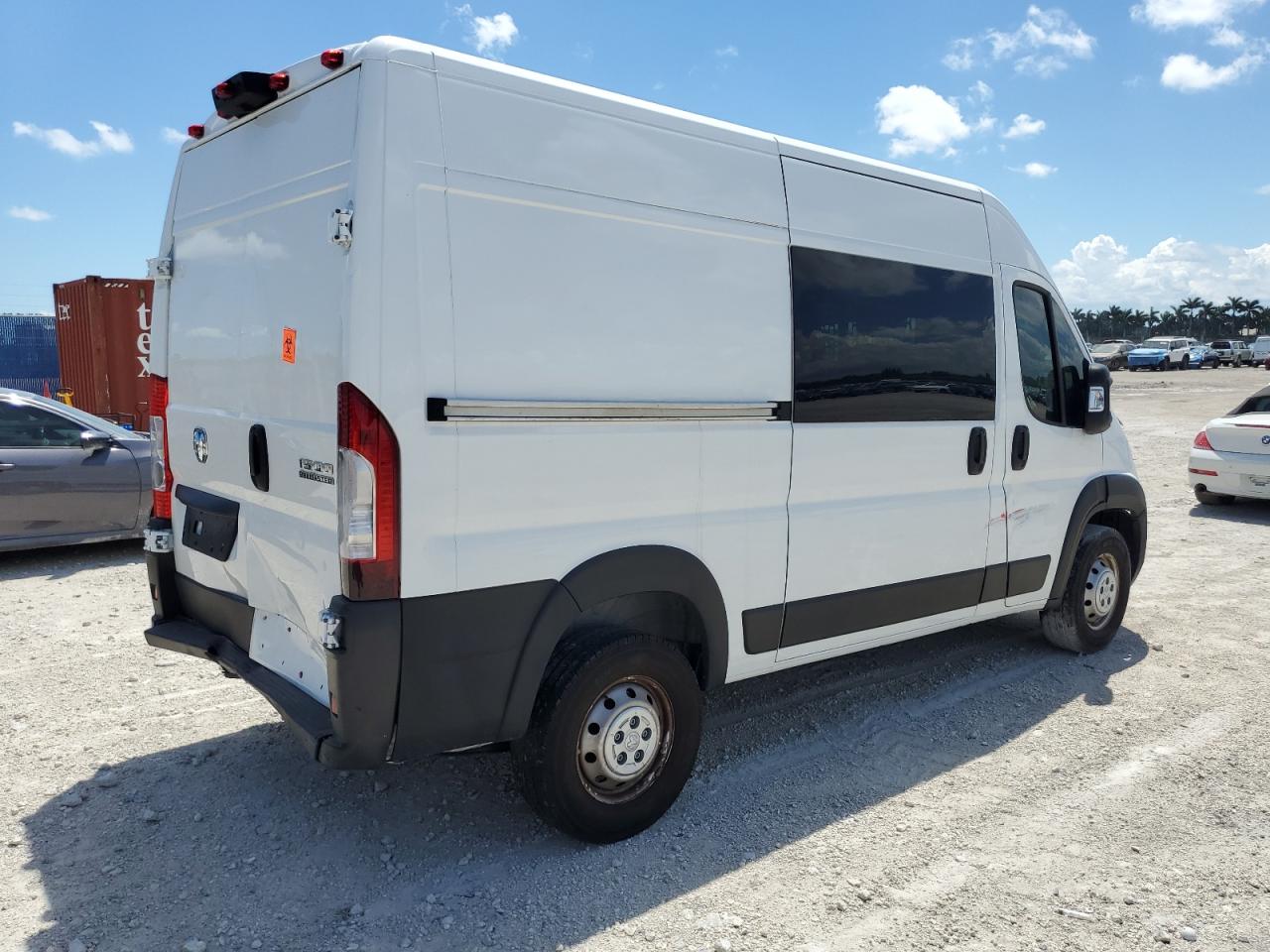 RAM PROMASTER 1500 HIGH