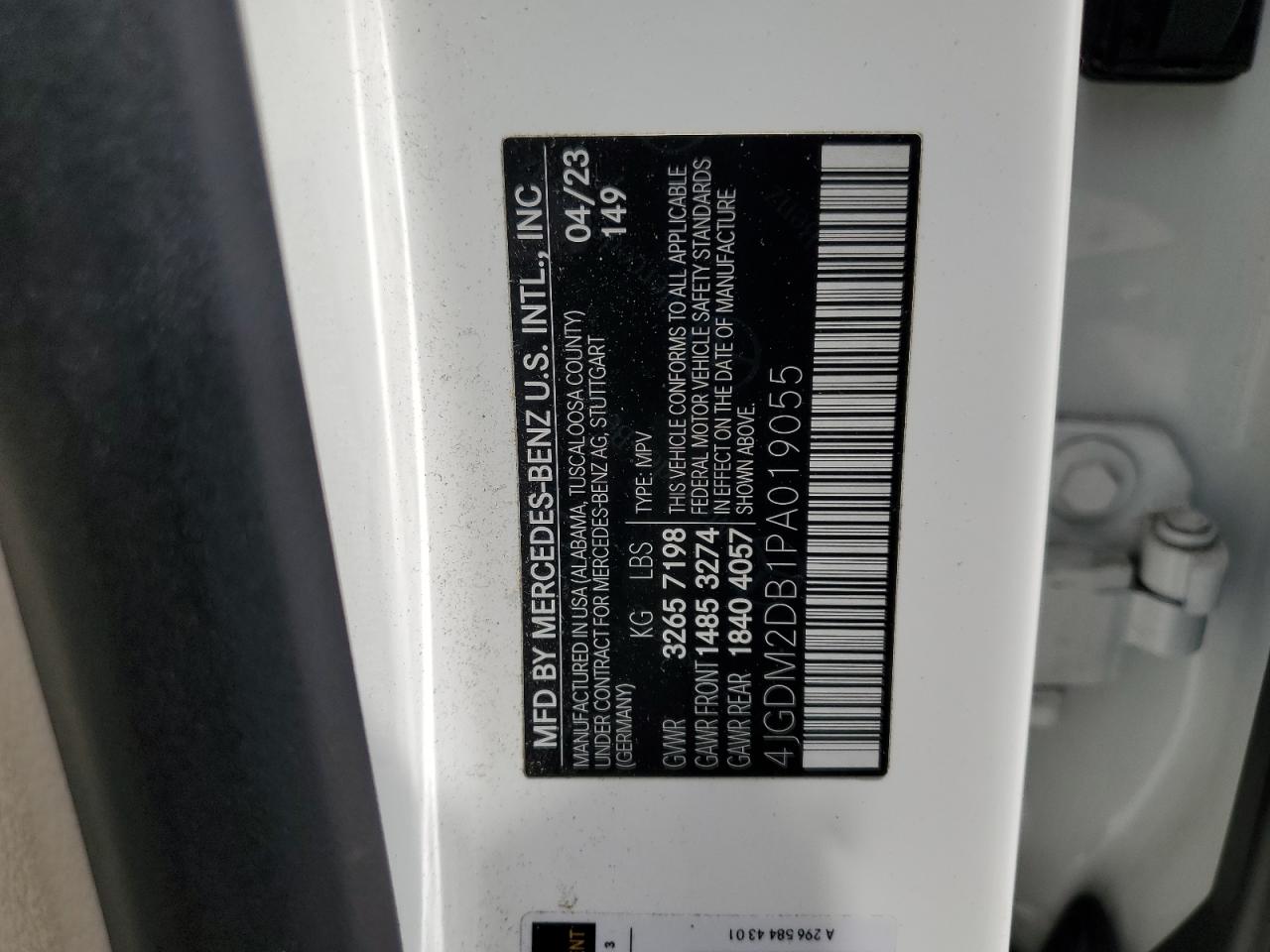 MERCEDES-BENZ EQS SUV 450+