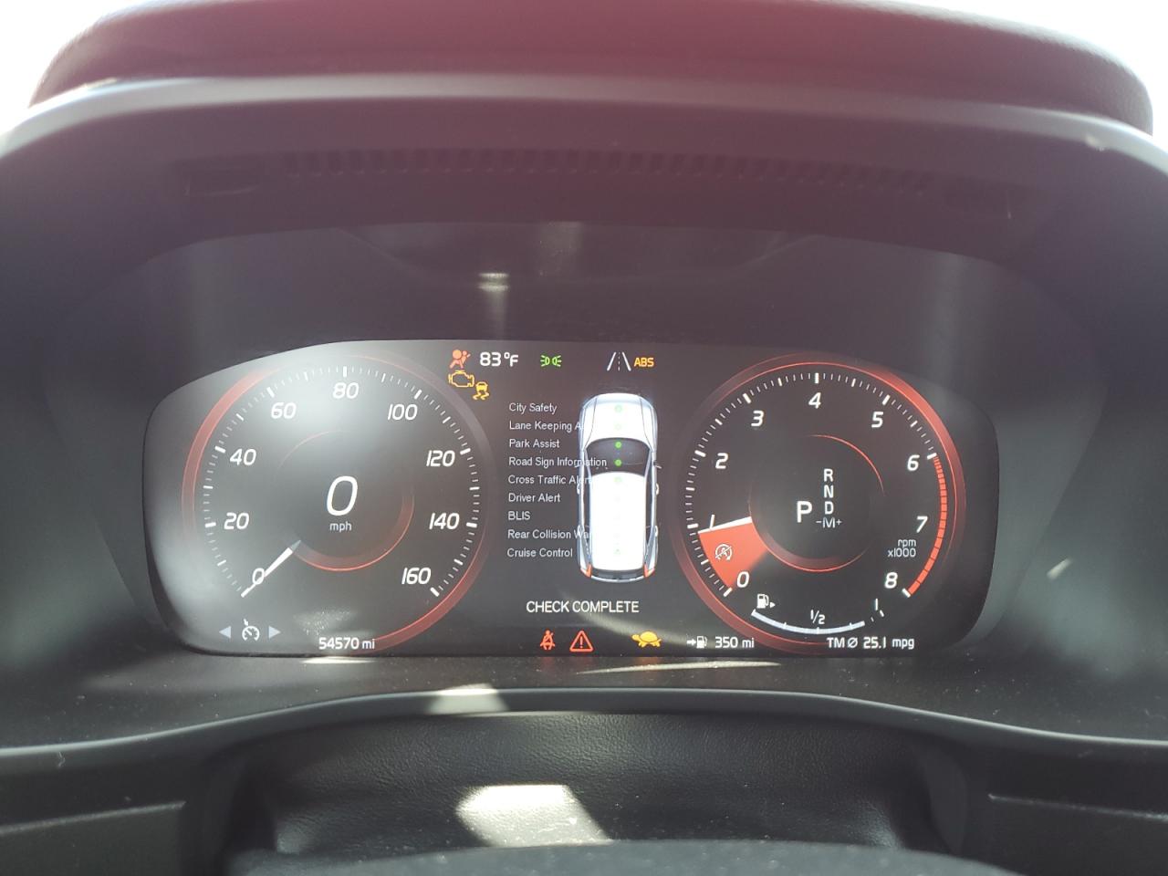 VOLVO XC40 T4 MOMENTUM