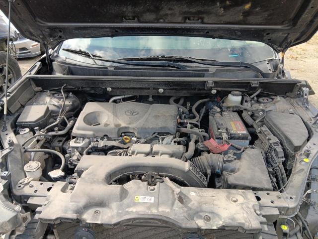 2020 TOYOTA RAV4 XLE P JTMA1RFV7LJ037179