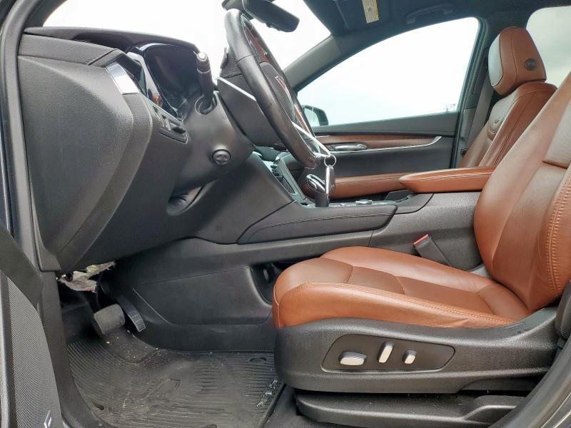 2021 CADILLAC XT5 PREMIUM LUXURY 1GYKNCR48MZ150242